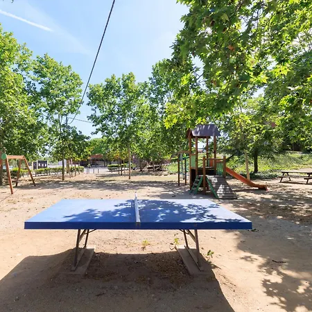 Chez Adela منزل للإقامة *