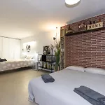 Chez Adela ホームステイ